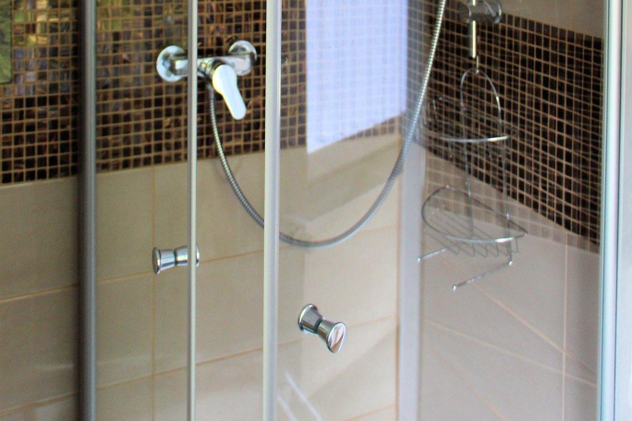 Haus Teufenbach Aparthotel Bad Neuenahr-Ahrweiler Luaran gambar